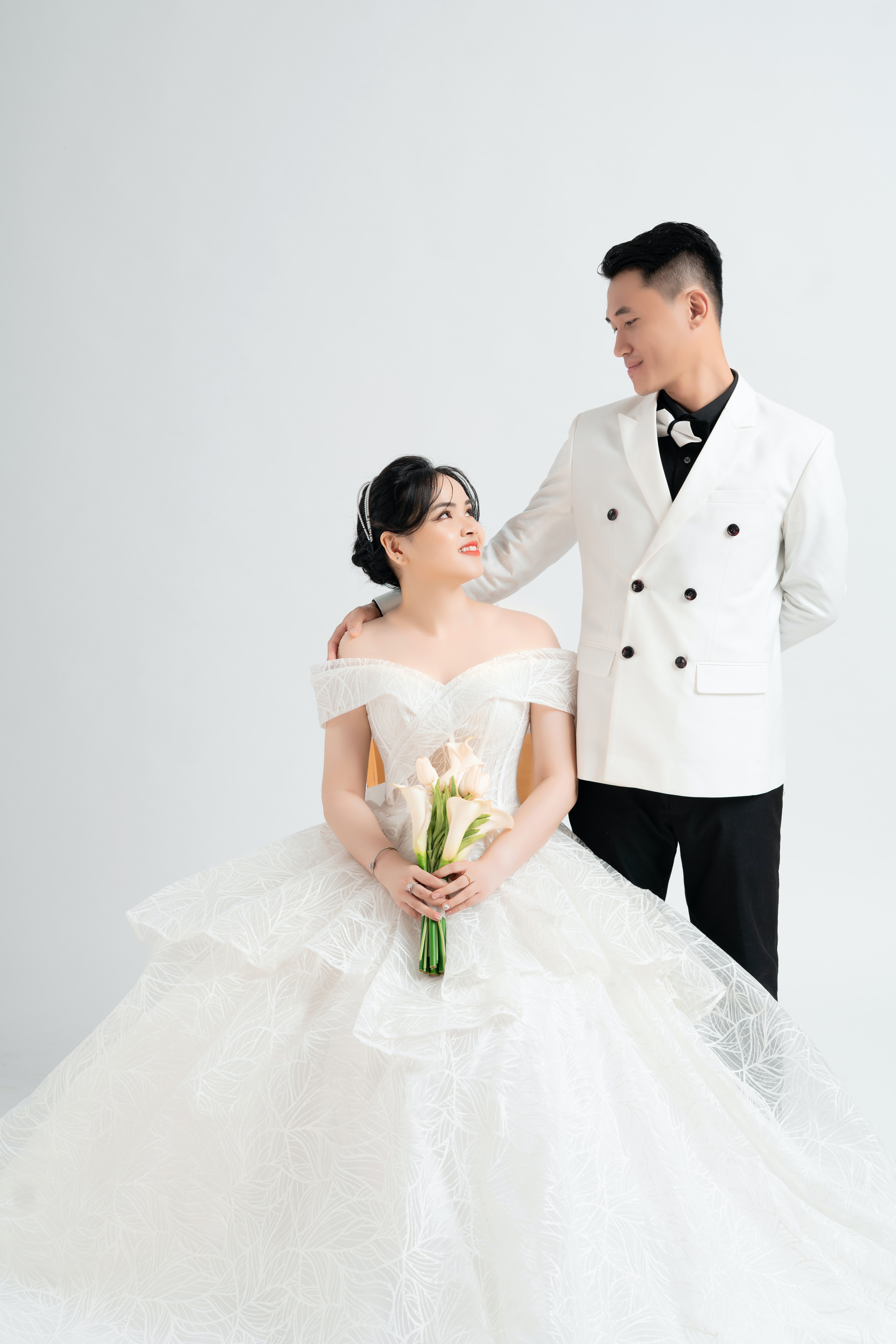 Vest cưới nam theo dáng người